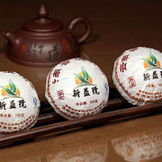 Xin Yi Hao Menghai Tuo Cha Pu-erh Tea